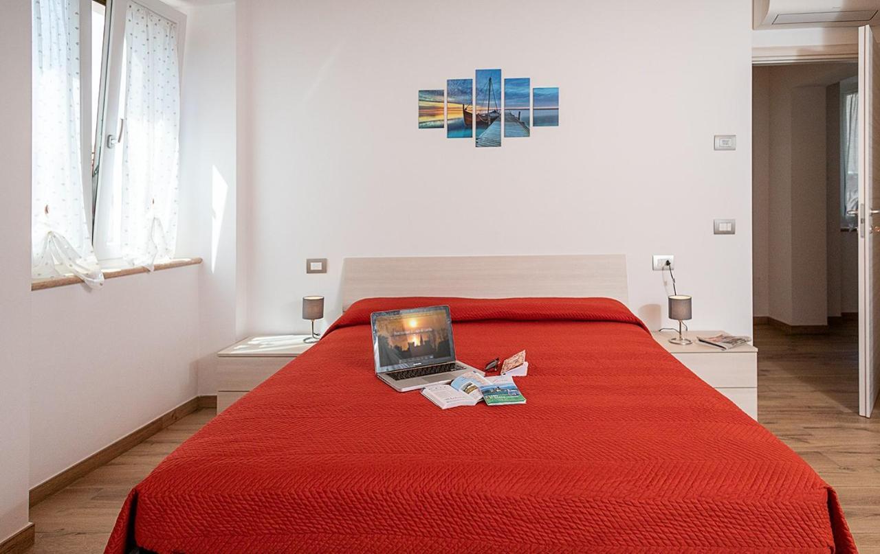 Casa Rossa - Regarda Travel Villa Bardolino Buitenkant foto